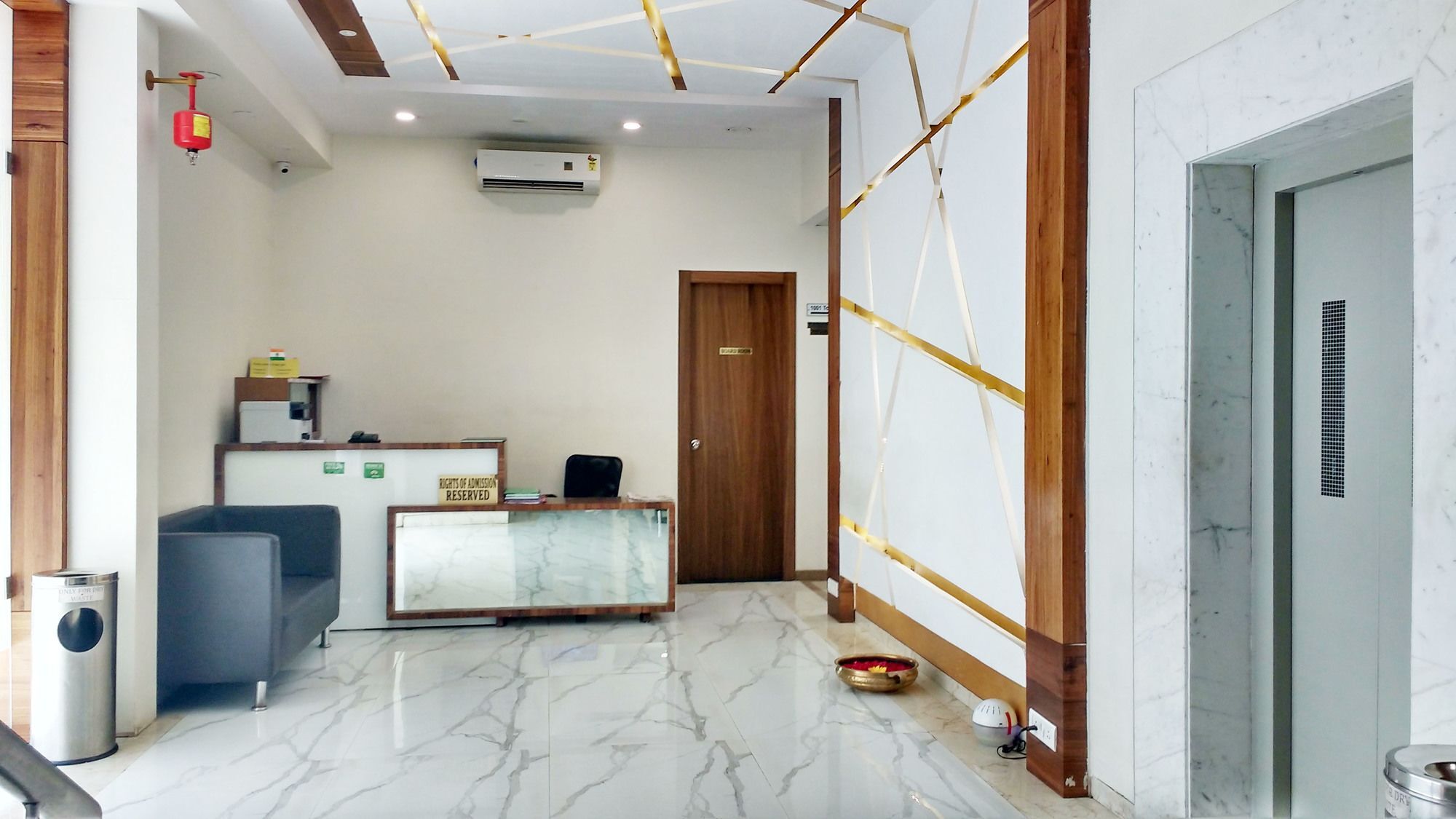 Hotel Address Inn Мумбаи Экстерьер фото